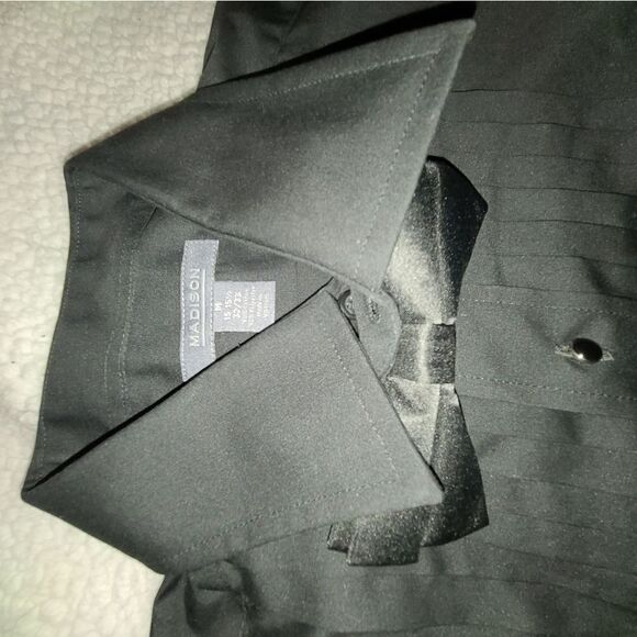 Madison long sleeve button shirt in black with tie - Picture 1 of 9